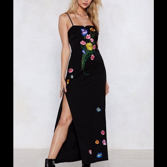 Nasty Gal Dresses & Skirts - 🎉 Nasty Gal Don’t Lose Your Thread Slip Dress